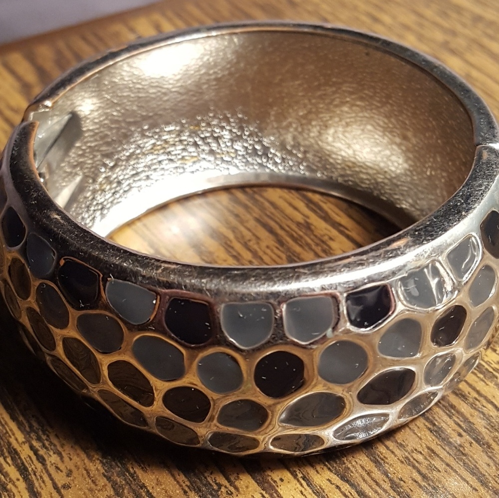 Cuff Braclet